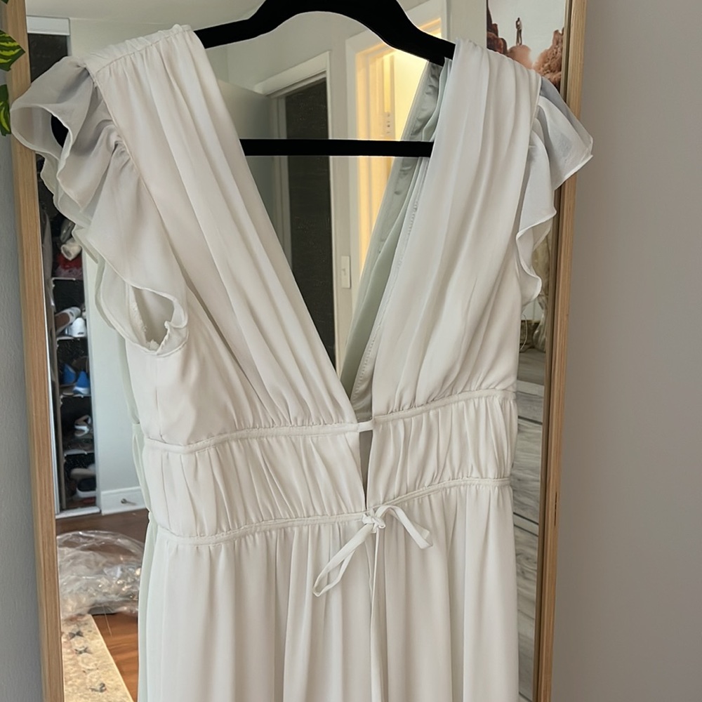 White romper - Picture 3 of 5